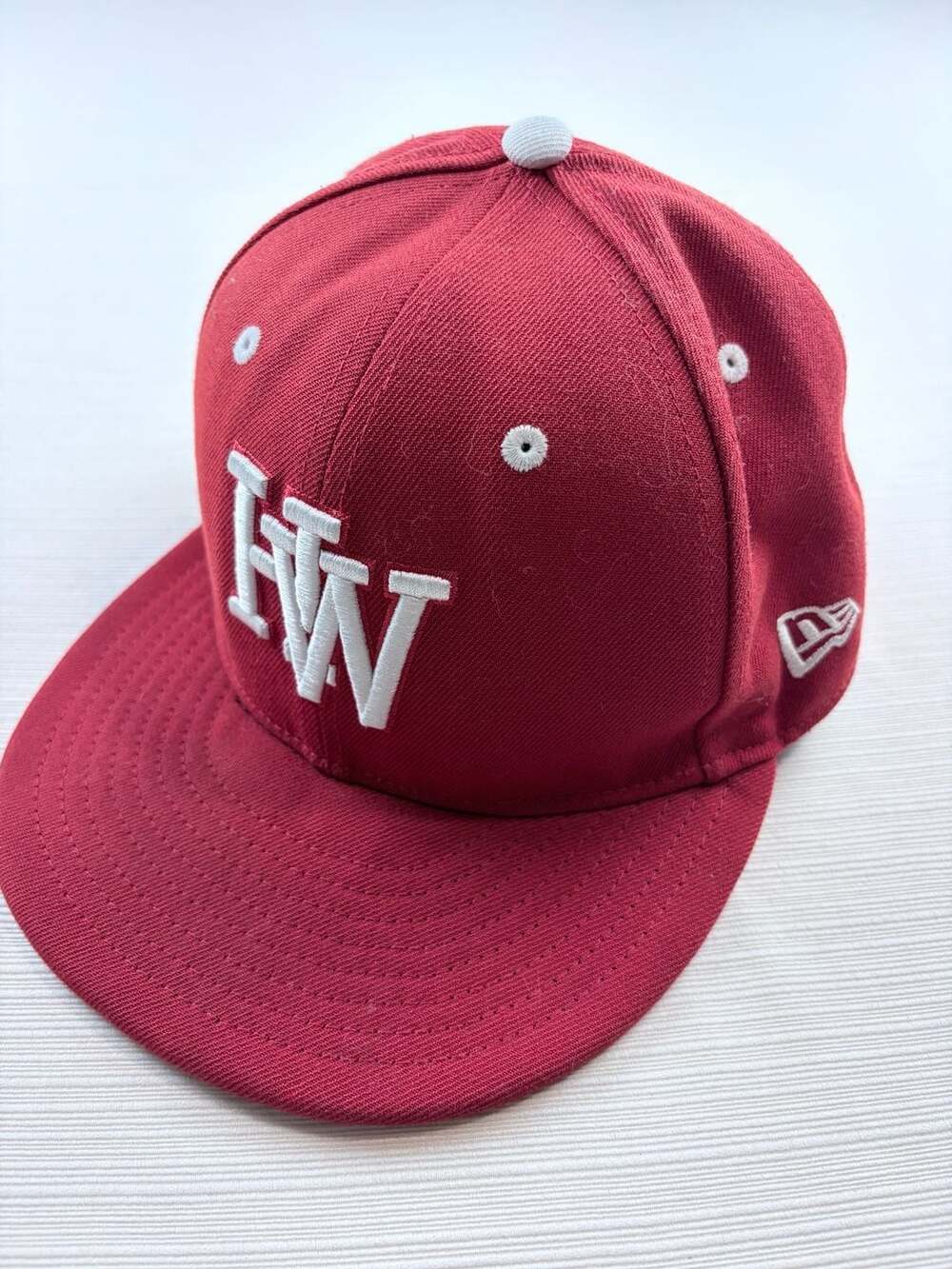 New Era 59FIFTY Fitted Baseball Cap Size 7 Red White